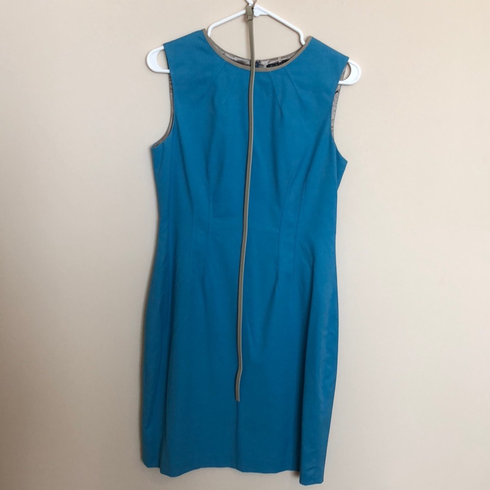 Elie Tahari Sheath dress. Never worn!  Size 6
